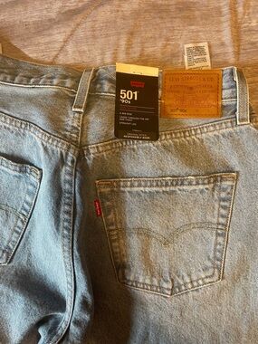 Levi's Women's 501 Straight Leg Light Blue Jeans